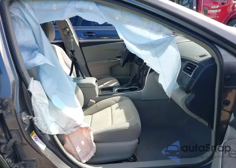 2016 Toyota Camry Le из США, поврежденный, VIN 4T4BF1FK7GR581698